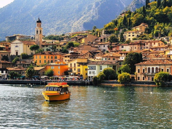 Lombardy's luxury real estate market attracts buyers